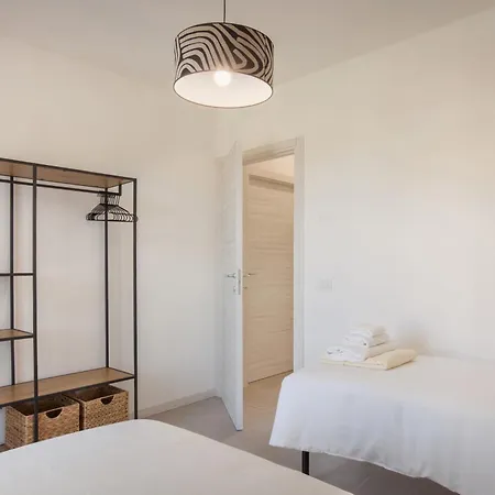 Ginestra Gialla With Pool Apartment Lazise