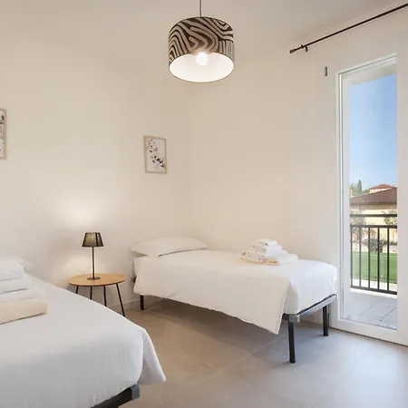Apartment Ginestra Gialla With Pool Lazise