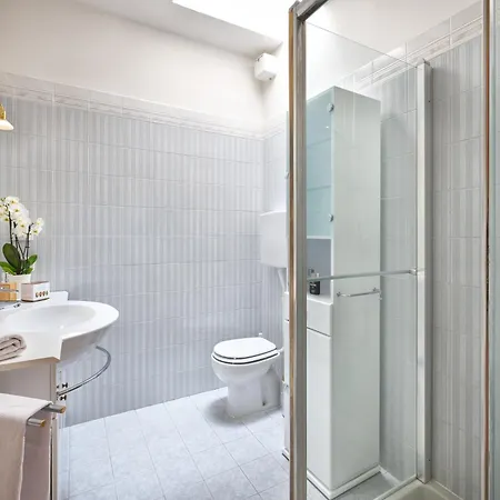 Perla Del Garda - Regarda Travel Apartment