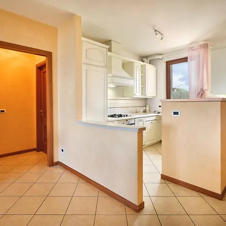Apartment Perla Del Garda - Regarda Travel *