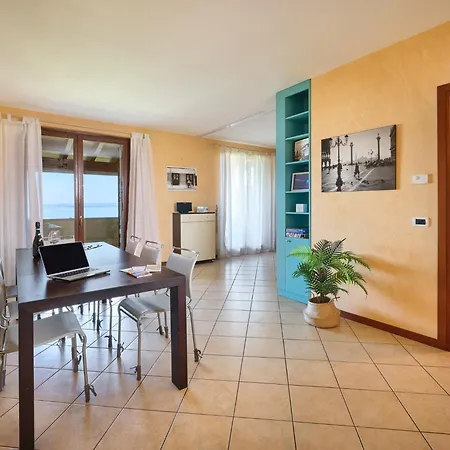 Apartment Perla Del Garda - Regarda Travel *