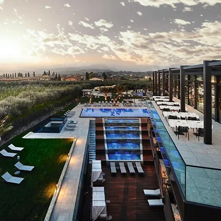 Quellenhof Luxury Hotel 5*