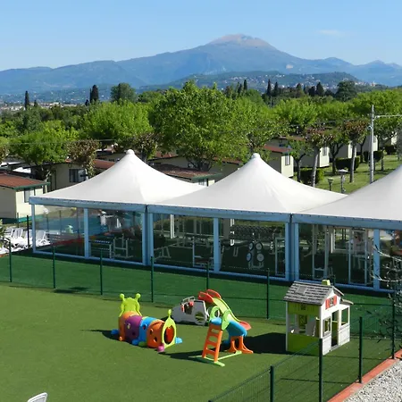 Appartement Rustico Park Delle Rose - Regarda Travel *