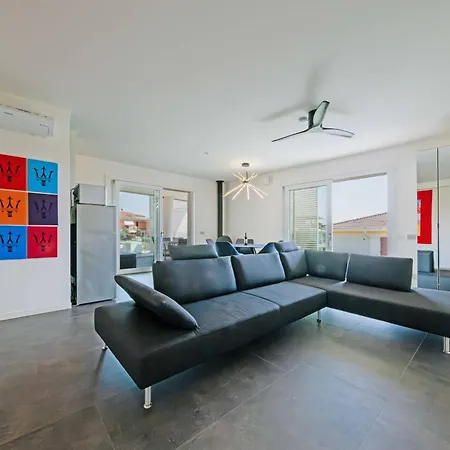 Apartmentsgarda - Le Terrazze Del Garda