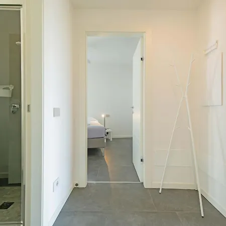 Apartmentsgarda - Le Terrazze Del Garda Apartment