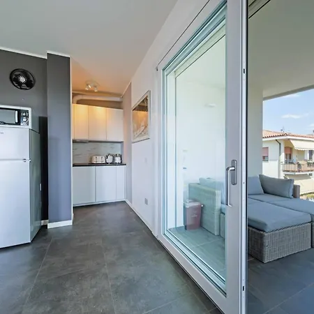 Apartmentsgarda - Le Terrazze Del Garda