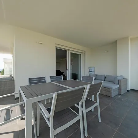 Apartmentsgarda - Le Terrazze Del Garda Apartment