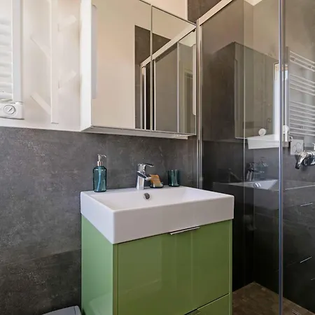 Apartmentsgarda - Le Terrazze Del Garda Apartment