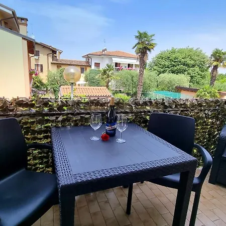 Sole Del Garda Apartment