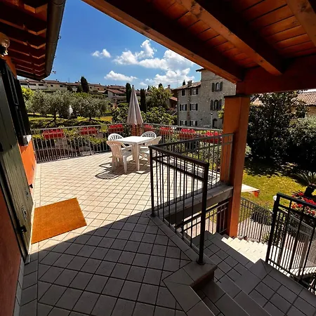 Villafiorito Apartment *
