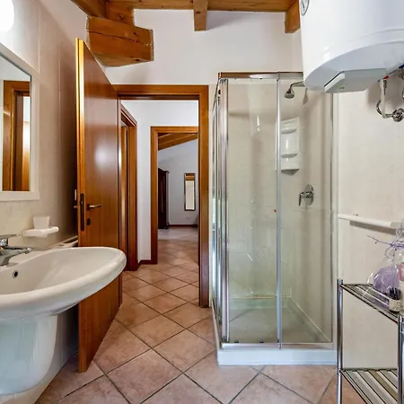 Apartment Colombare Teboi Trilo *