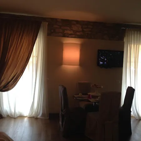Oreste Guest house
