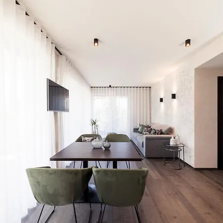 Hotel Quellenhof Luxury
