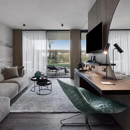 Hotel Quellenhof Luxury