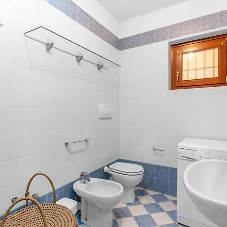 Serenity With Swimming Pool, Solarium And Bbq Holiday home *