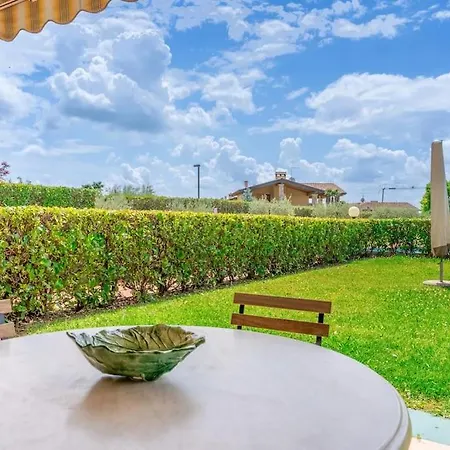 Holiday home Serenity With Swimming Pool, Solarium And Bbq Lazise