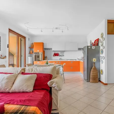 Serenity With Swimming Pool, Solarium And Bbq Lazise