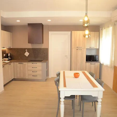 Apartment Costa Del Garda - *