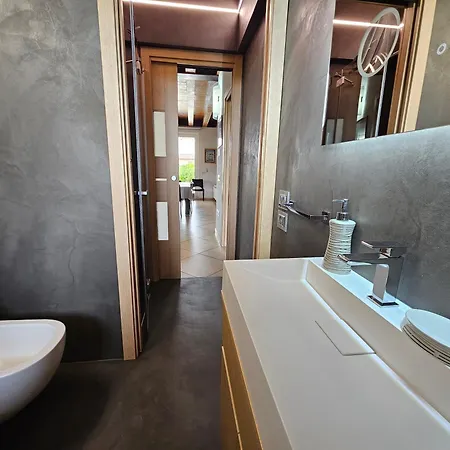 - Regarda Travel Villa Lazise