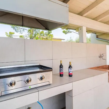 Holiday home 3 Bedroom In Vr Lazise