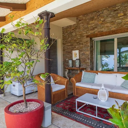3 Bedroom In Vr Holiday home Lazise