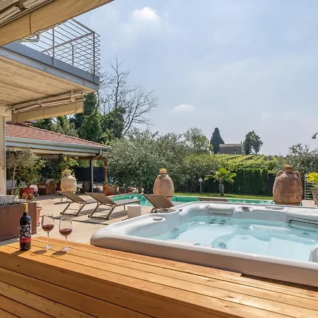 3 Bedroom In Vr Holiday home