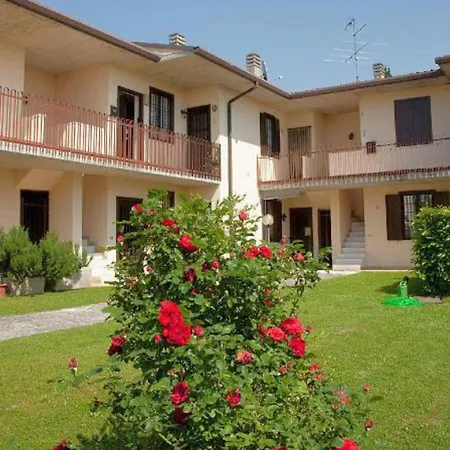 Sole Del Garda Apartment *