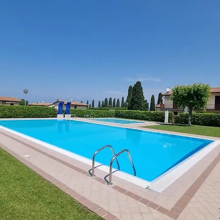 Sole Del Garda Apartment