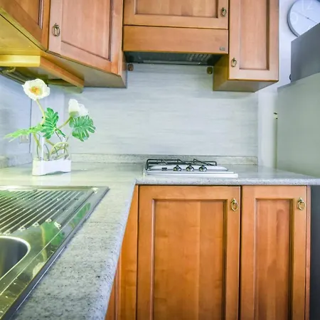 Sole Del Garda Apartment Lazise