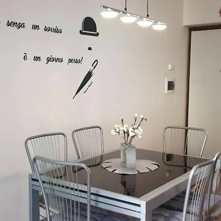 Sole Del Garda Apartment *