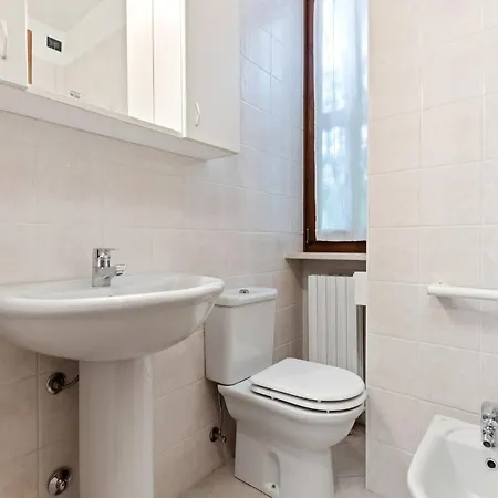 Vibrant In With Swimming Pool Near 2 Lakes Holiday home Lazise