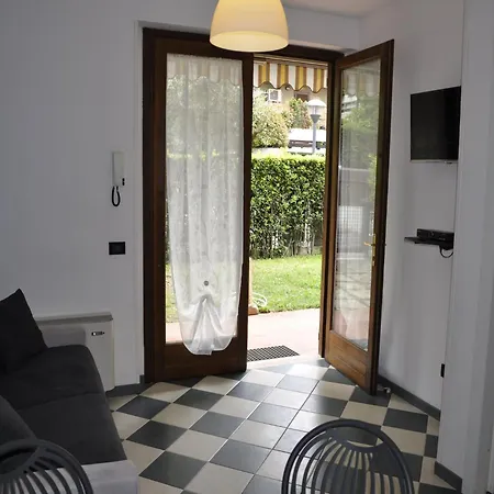 Vibrant In With Swimming Pool Near 2 Lakes * Lazise