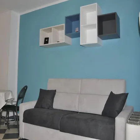 Holiday home Vibrant In With Swimming Pool Near 2 Lakes *