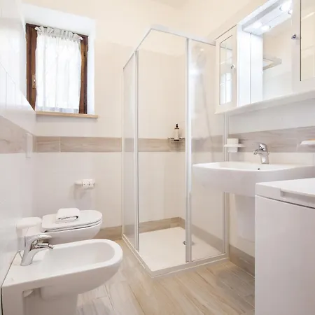 Apartment Rosa Sweet Sara Lazise