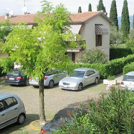 Holiday home Enticing In With Swimming Pool Lazise