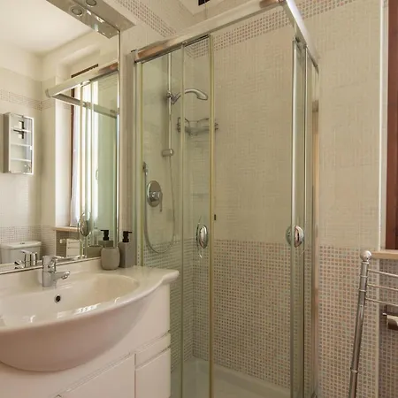Amazing In With Swimming Pool Holiday home