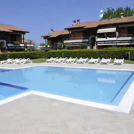 Amazing In With Swimming Pool *