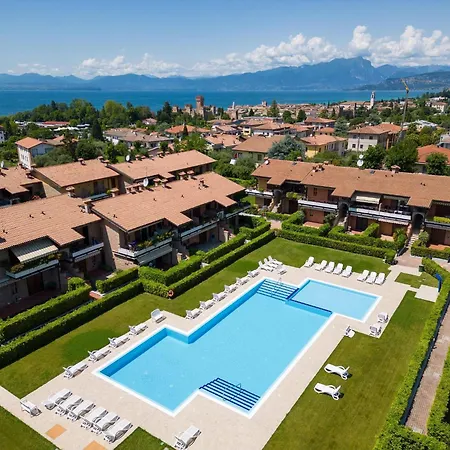 Amazing In With Swimming Pool Holiday home