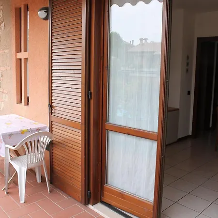 Snug In With Heating Near Garda Lazise