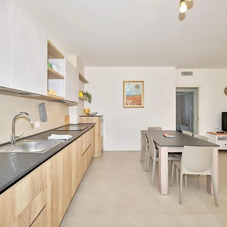 New Casa Augusto *