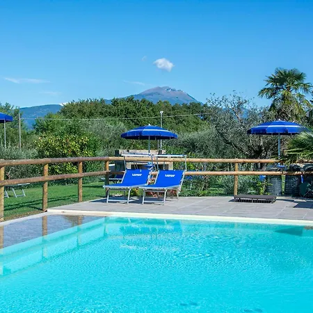 Farm stay Agriturismo Il Giardino Degli Ulivi *