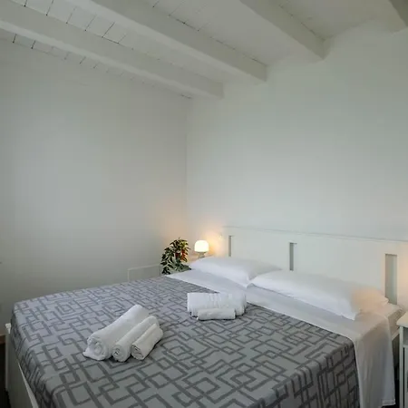 Apartment Dimora A - Lago Di Garda