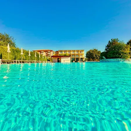Hotel Bella