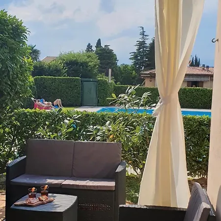 Incanto - Pools E Garden