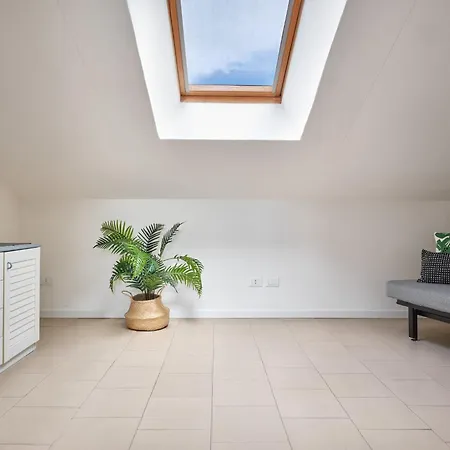 Lisa Marie - Regarda Travel Apartment Lazise