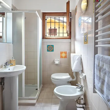 Lisa Marie - Regarda Travel Apartment Lazise