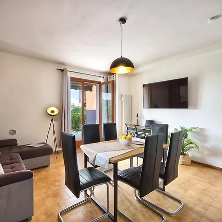 Markus - Regarda Travel Apartment Lazise