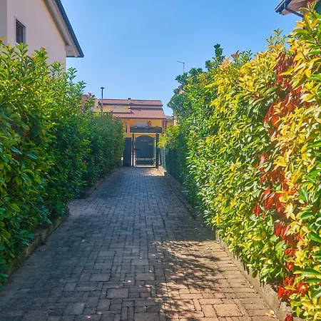 Apartmentsgarda - Corte Sant'andrea Apartment Lazise