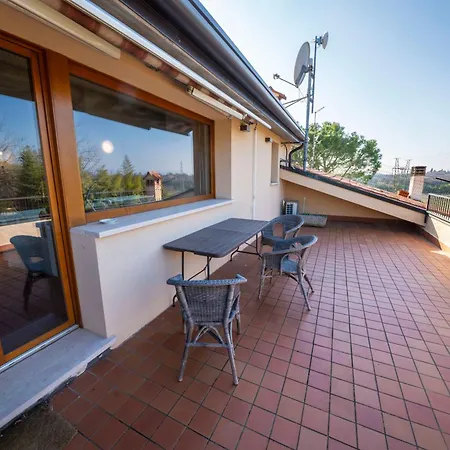 Apartment Casa Ghirlanda Con Piscina E Campo Da Tennis *