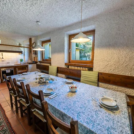 Casa Ghirlanda Con Piscina E Campo Da Tennis *